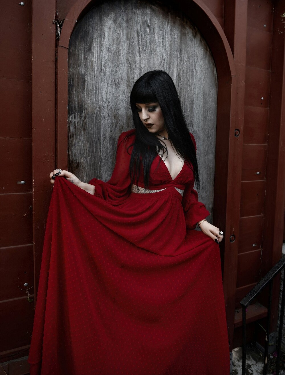 Lively Ghosts Sorcerouge Dress